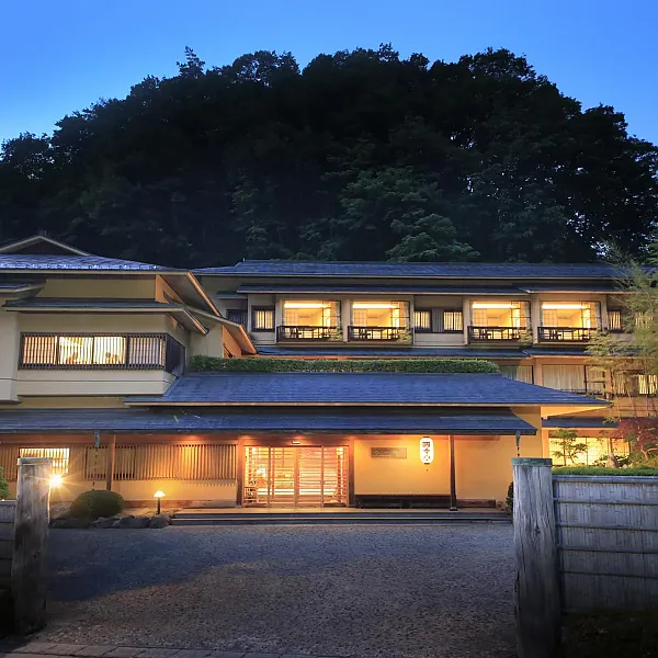 つなぎ温泉 四季亭